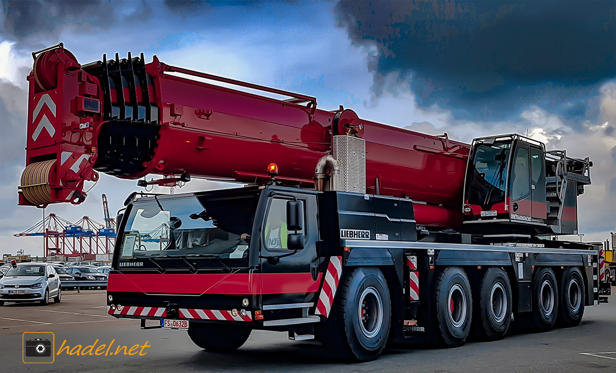 Liebherr LTM 1250-5.1 / SN: 088 605 for Mammoet Australia>                 				 </div>
			<div class=